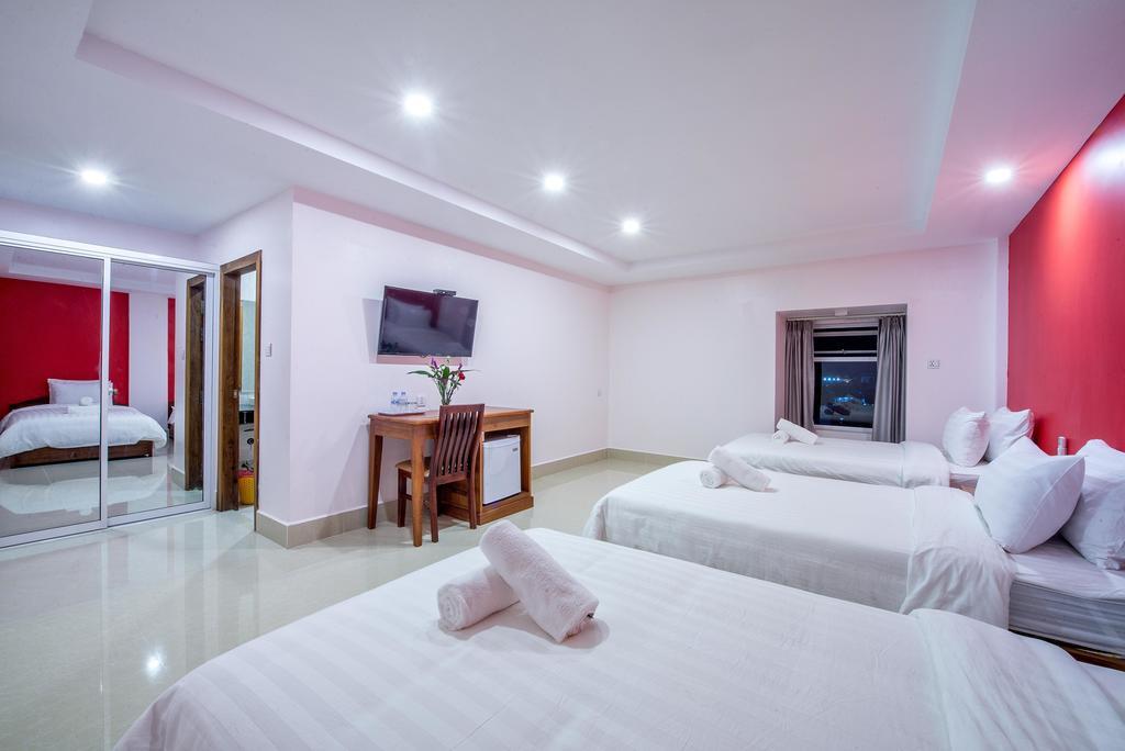 Golden Citadel Hotel Siem Reap Esterno foto