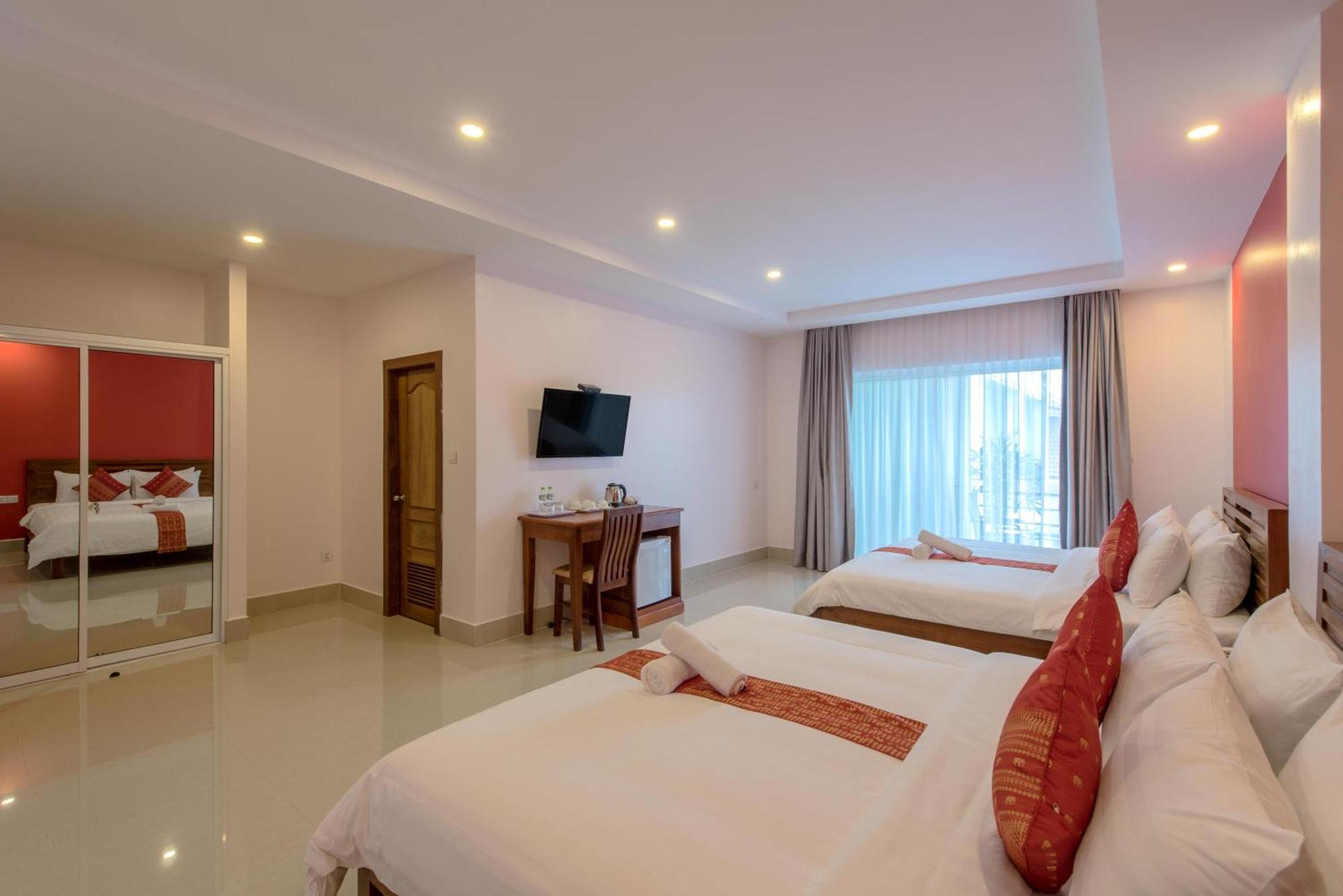 Golden Citadel Hotel Siem Reap Esterno foto